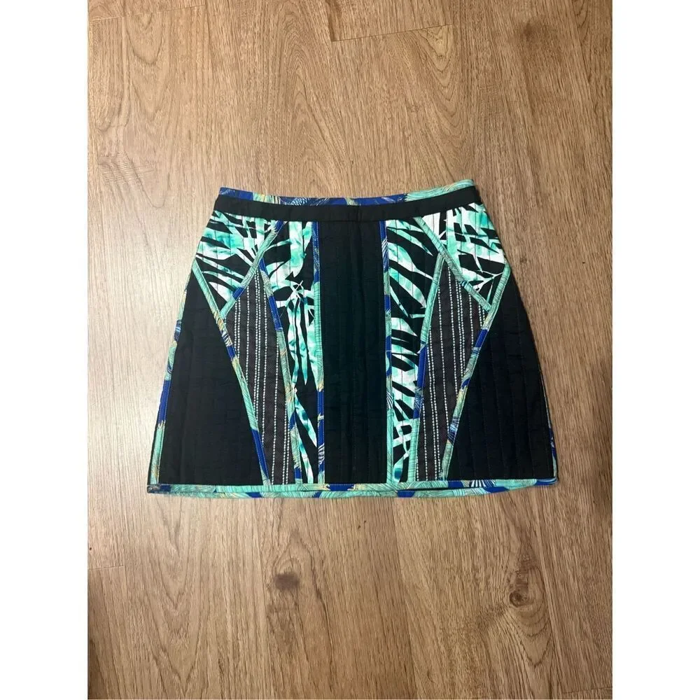 BCBG Max Azria Andrick Quilted Bamboo Print-Blocked Mini Skirt size 4 - Picture 4 of 5